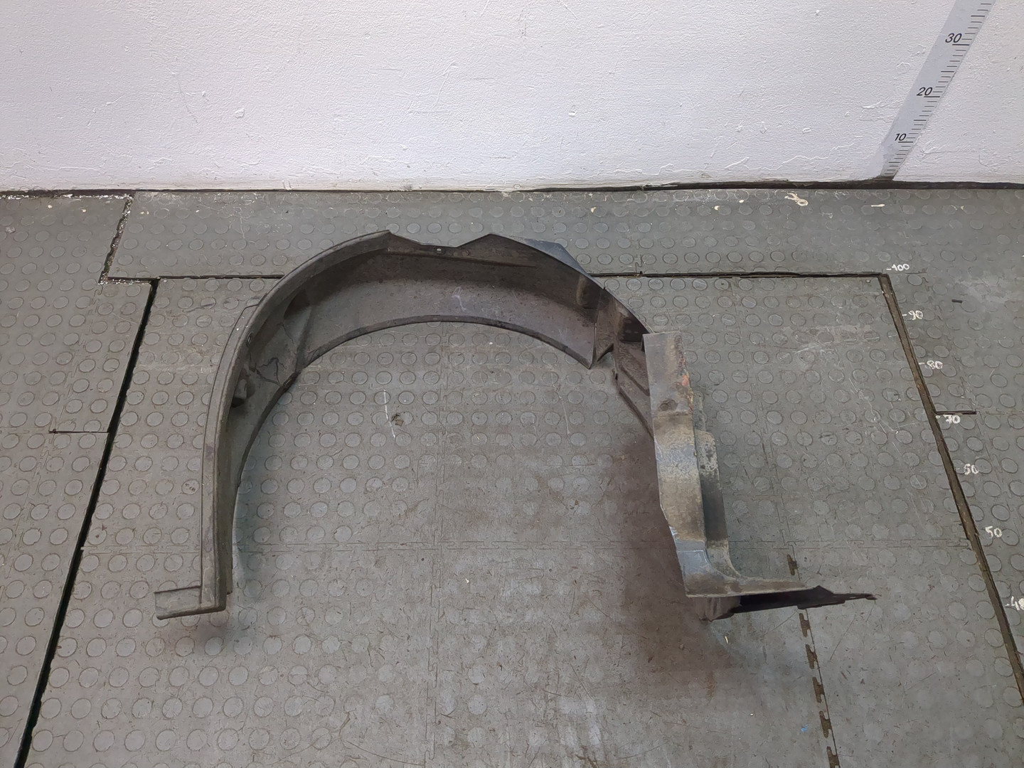 Локер передний левый