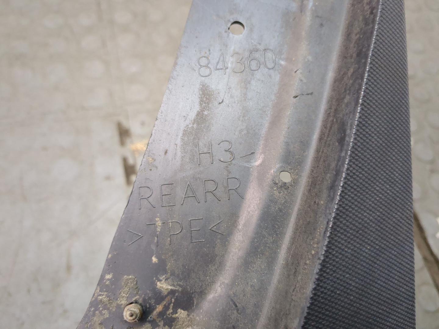 Брызговик задний правый