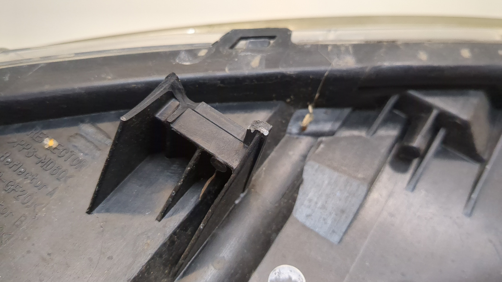 Фара правая