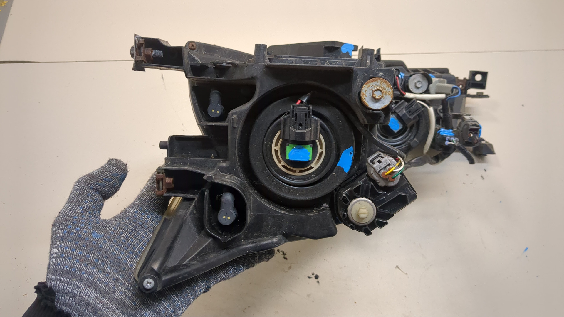 Фара правая