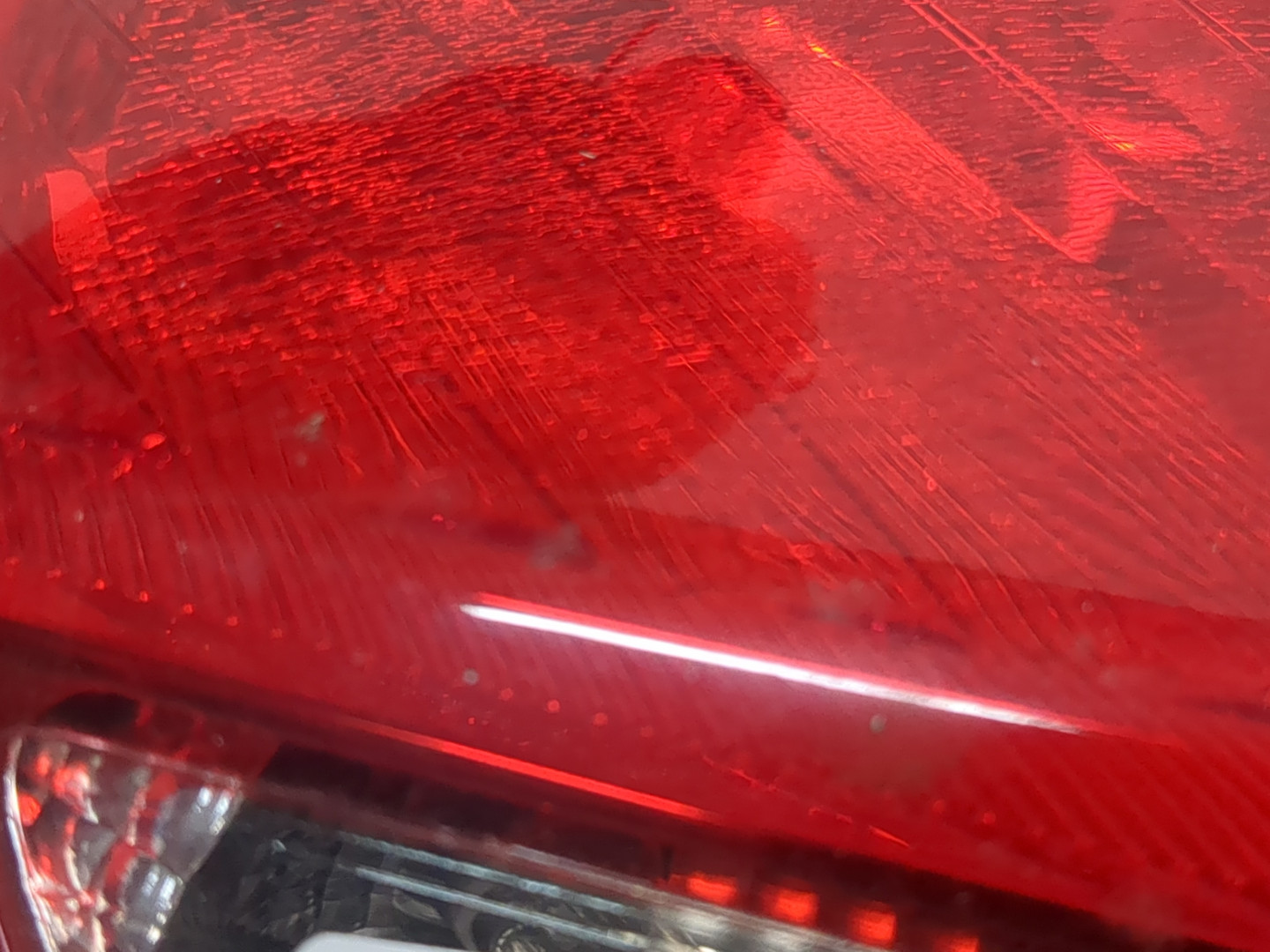 Фонарь задний левый