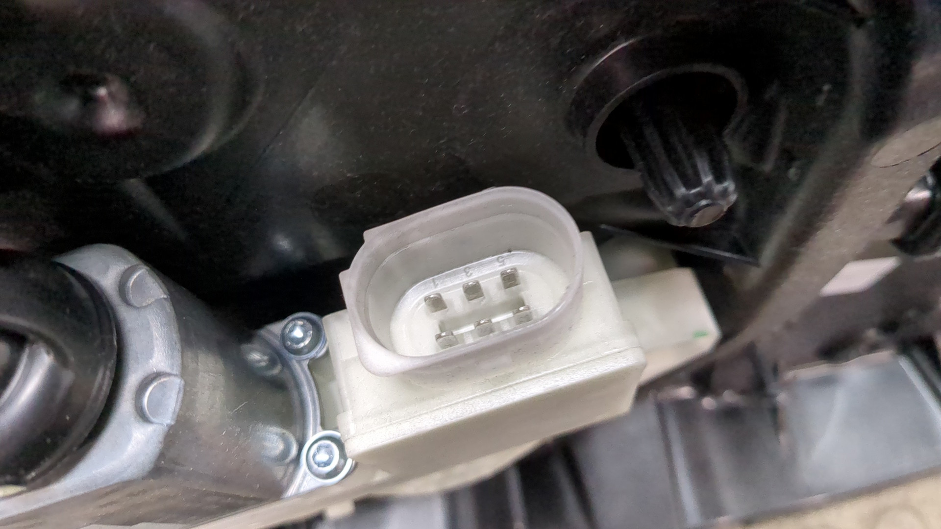 Стеклоподъемник электр. задний правый