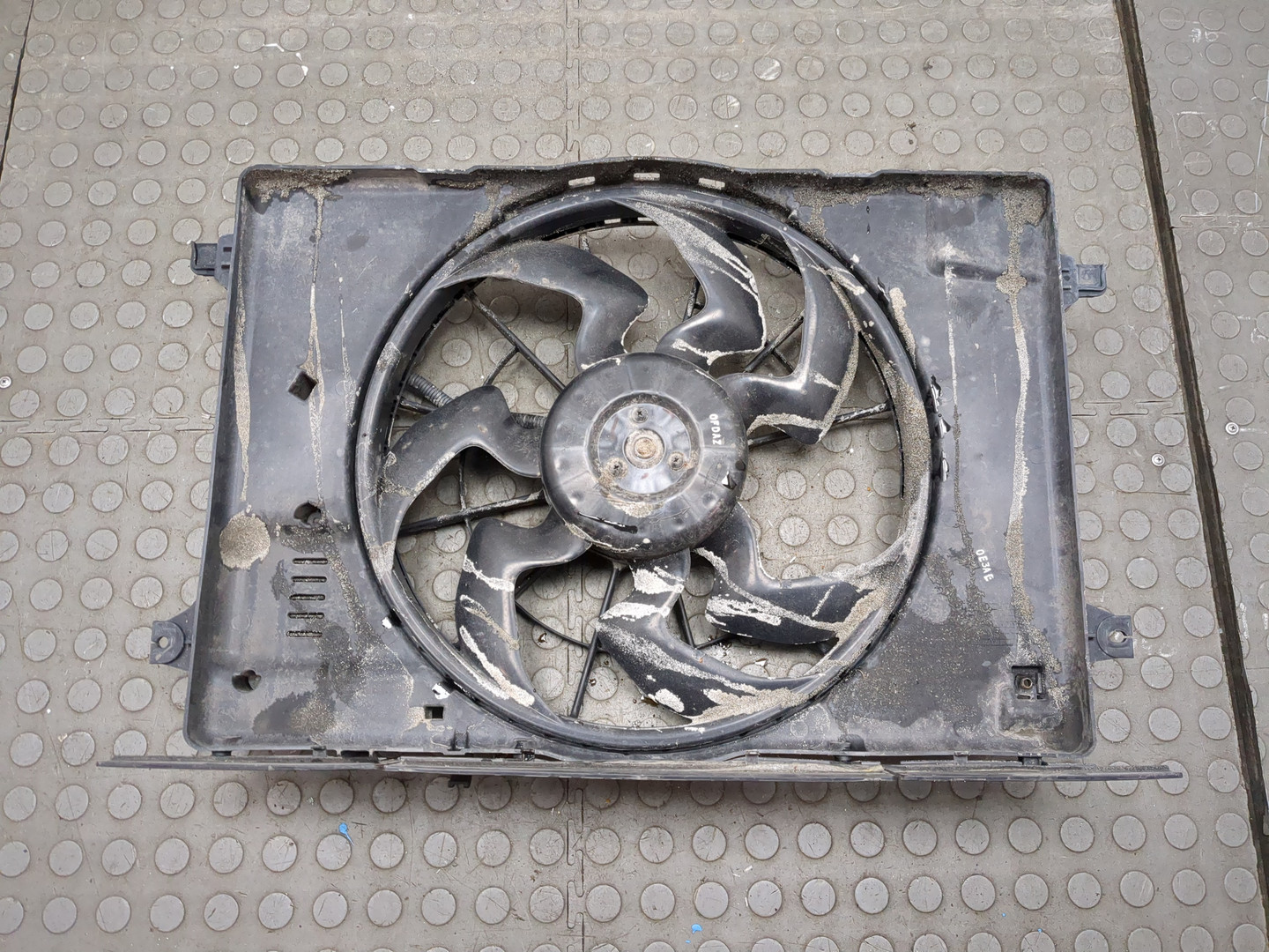 Вентилятор радиатора