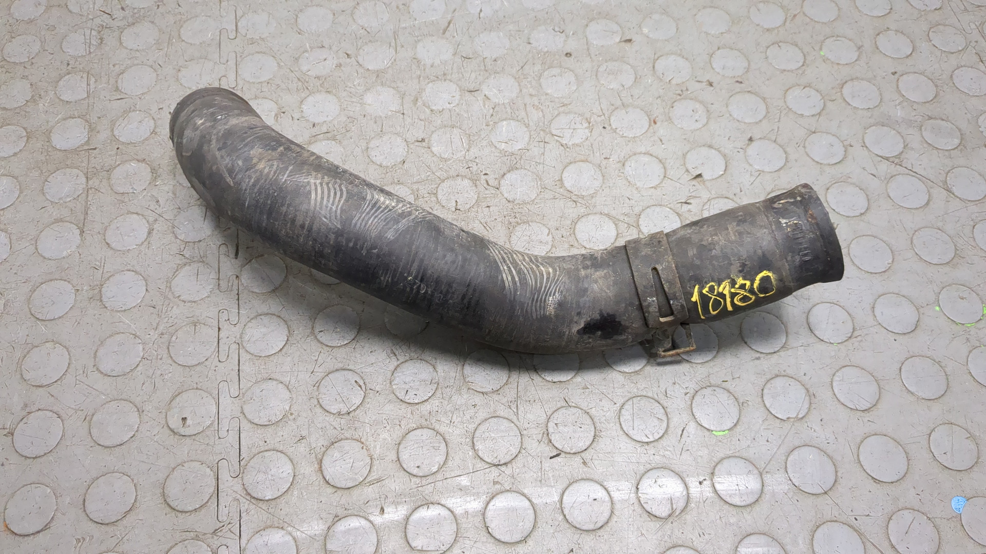 Шланг системы охлаждения
