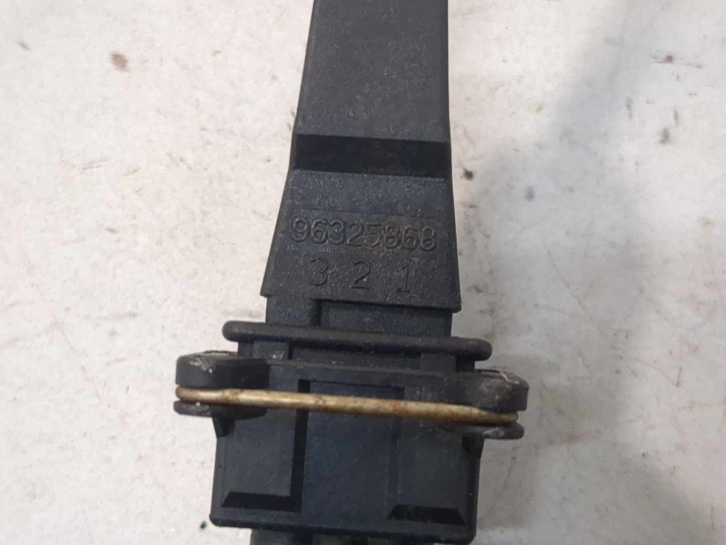 Датчик положения коленвала