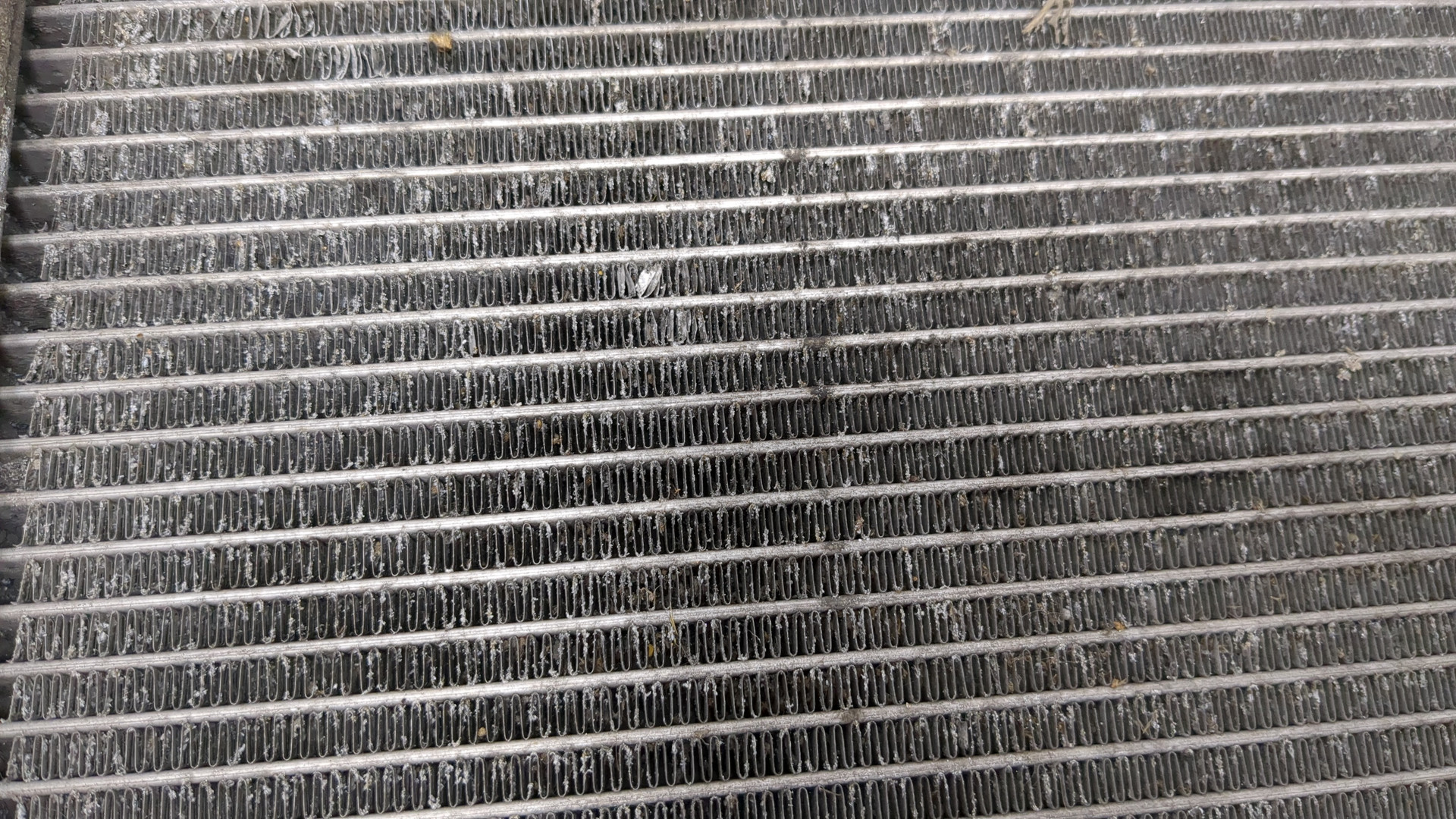 Радиатор охлаждения двигателя основной