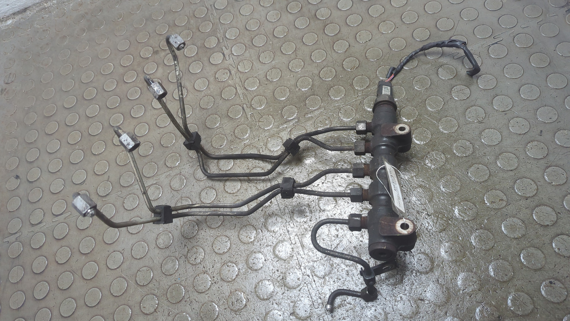 Рейка топливная (рампа)