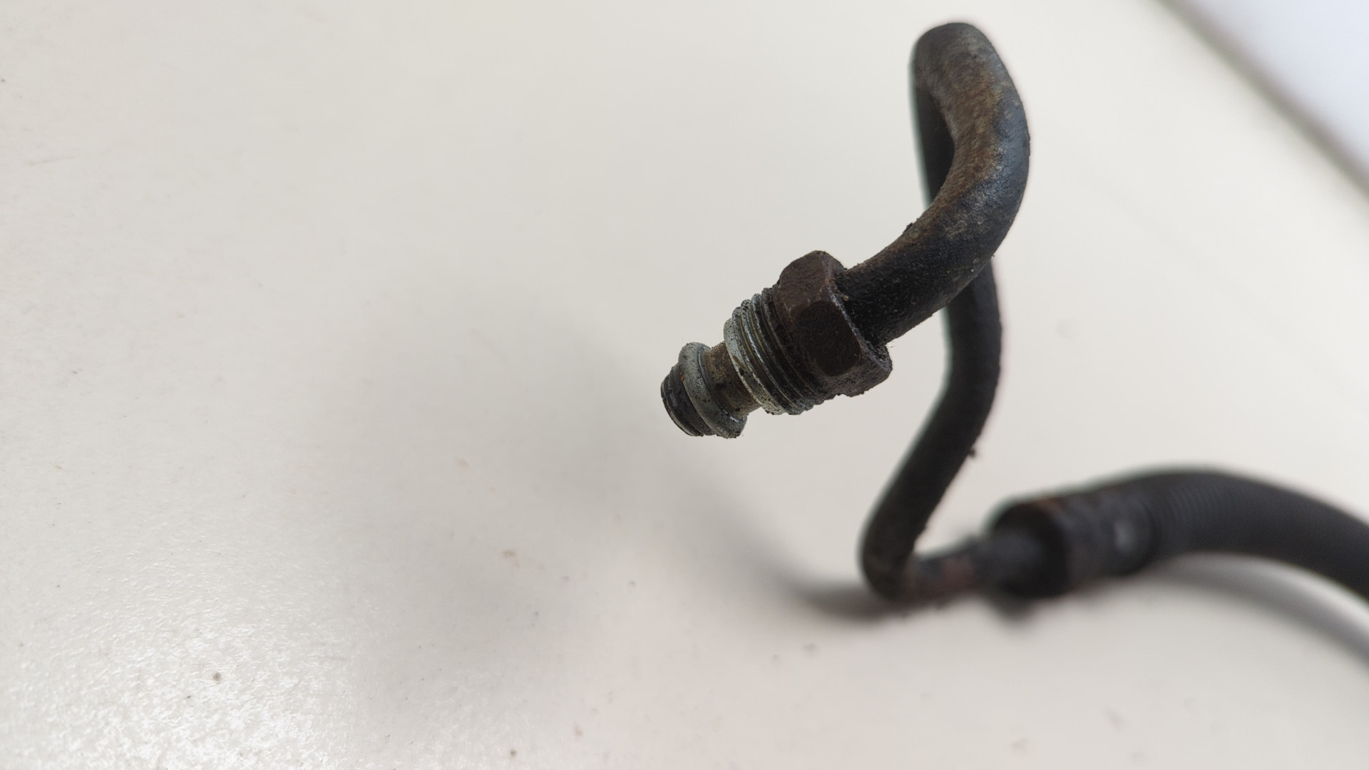 Трубка масляная