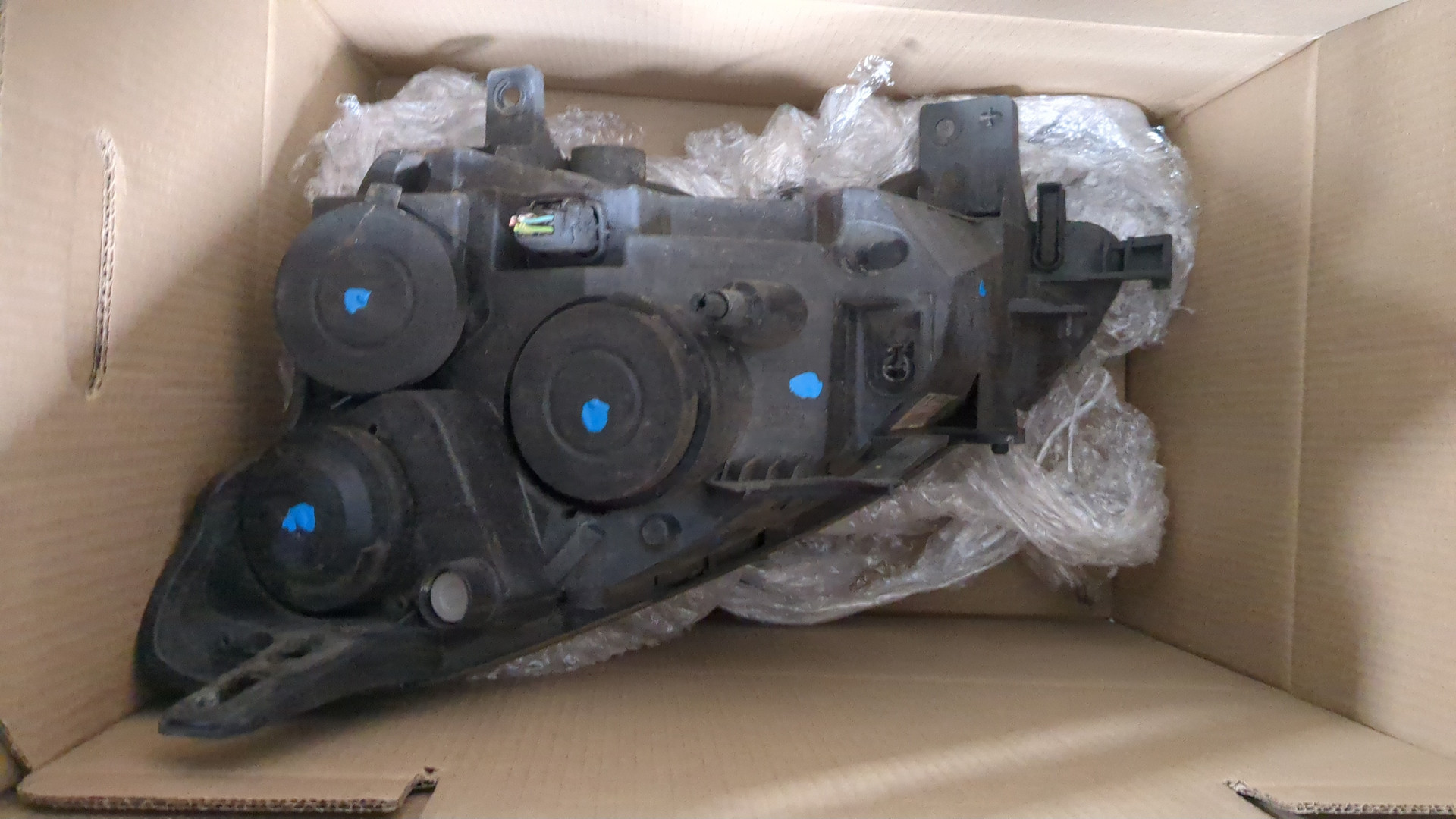 Фара правая