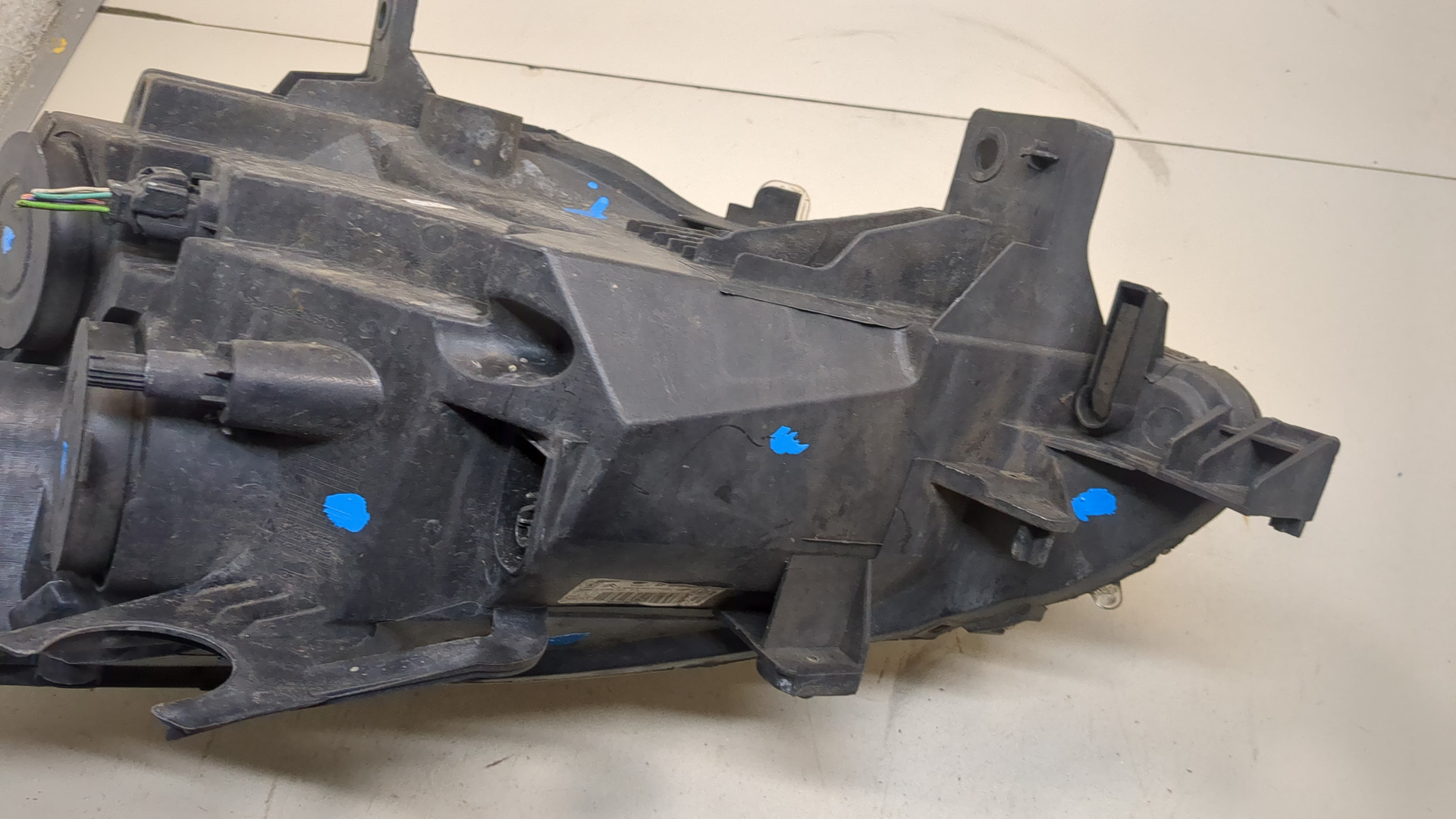 Фара правая