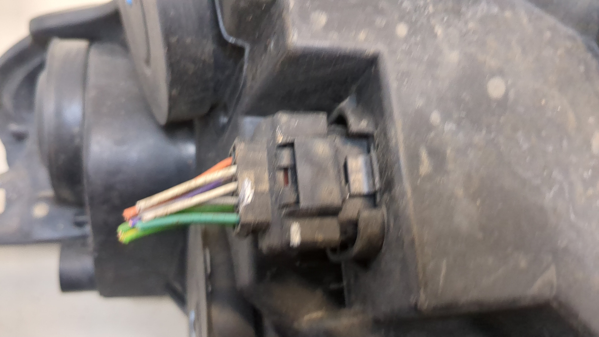 Фара правая