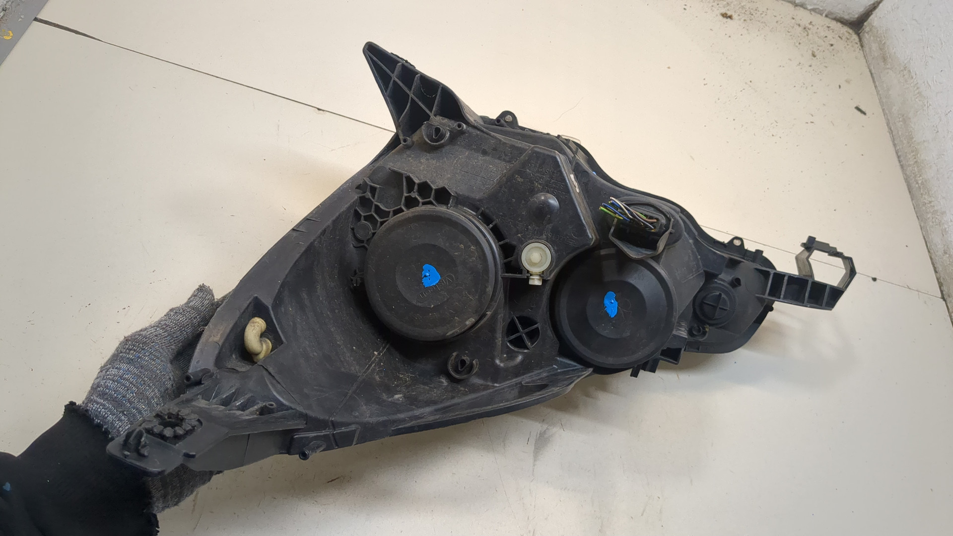 Фара правая