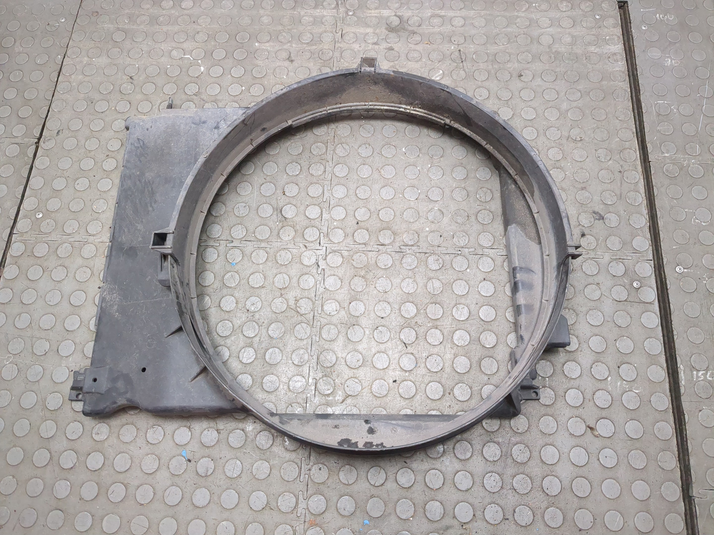 Диффузор вентилятора