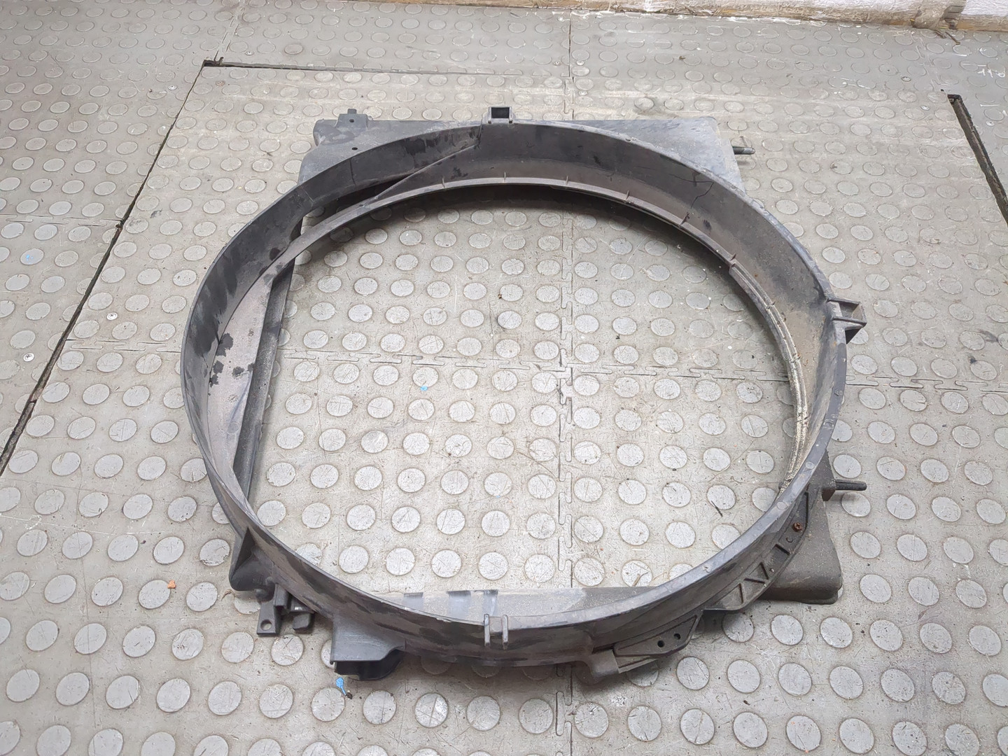 Диффузор вентилятора