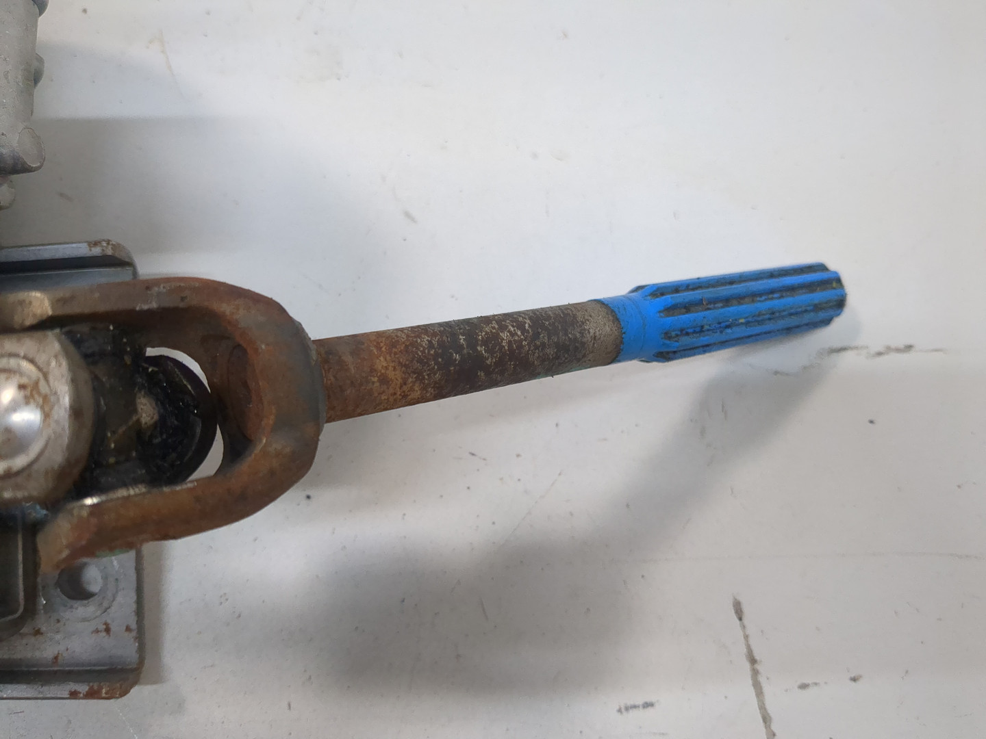 Серводвигатель рулевой рейки