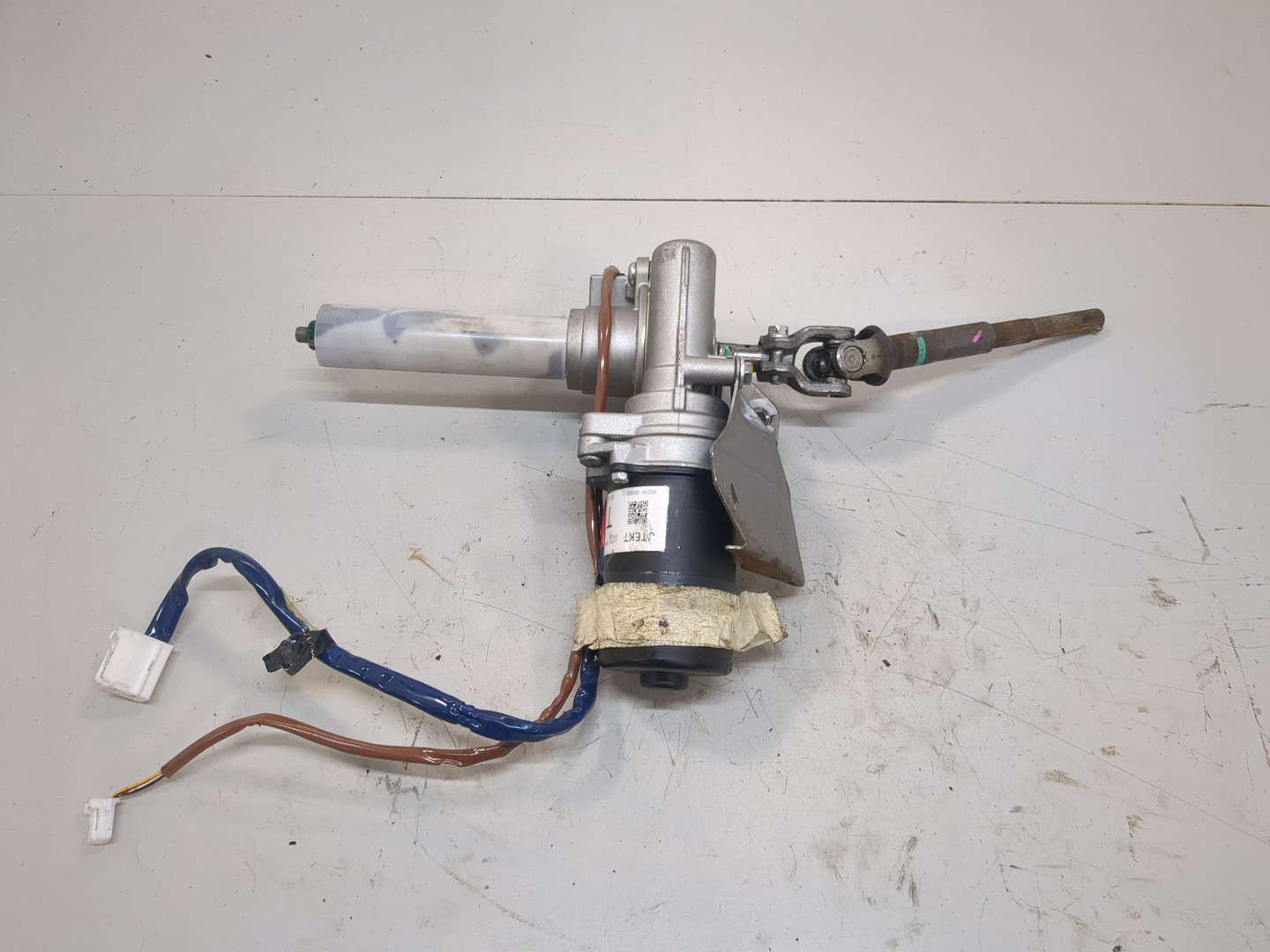 Серводвигатель рулевой рейки