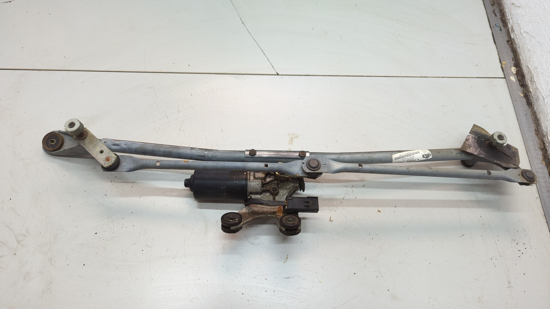 Трапеция стеклоочистителей