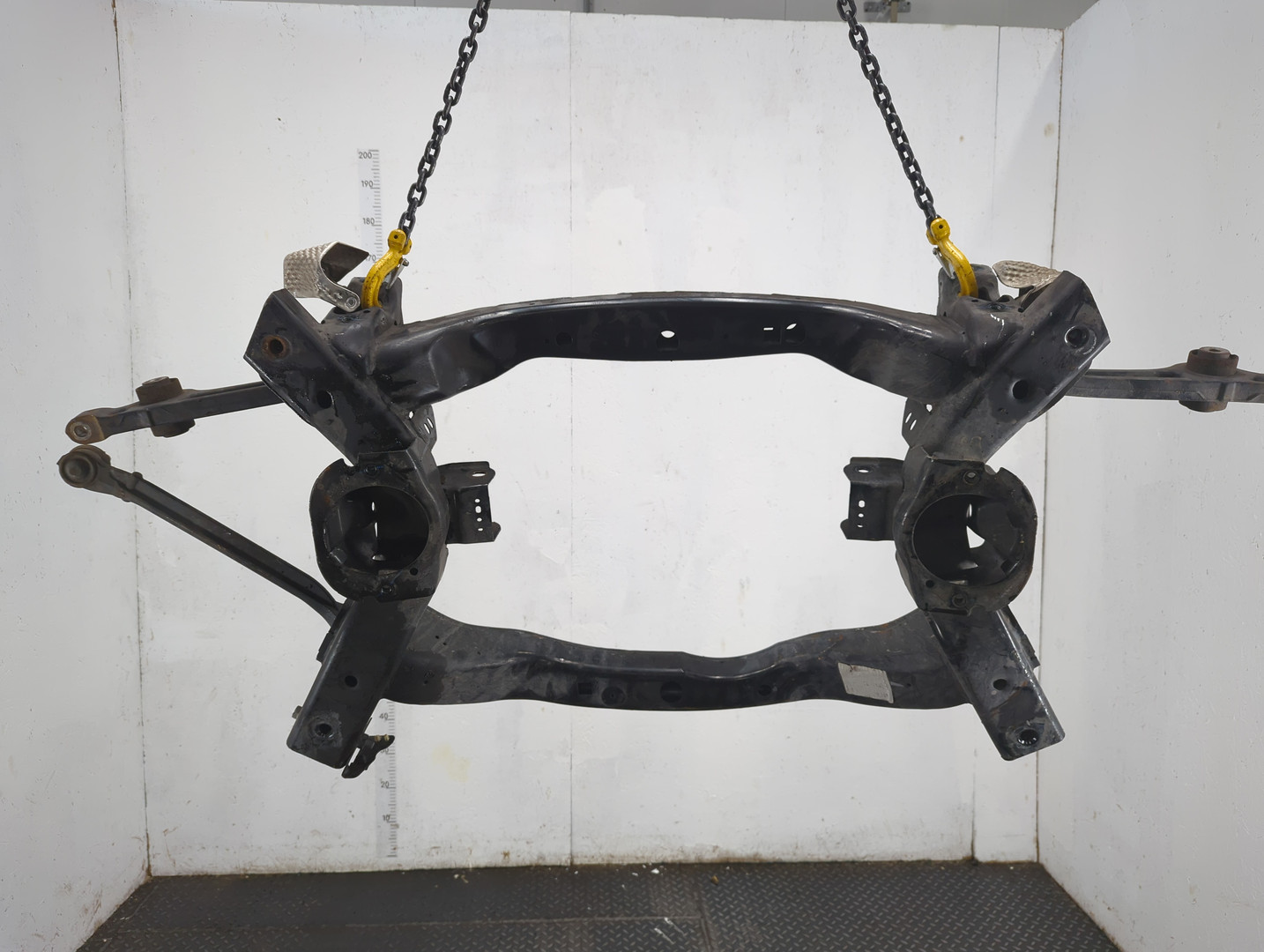 Балка подмоторная