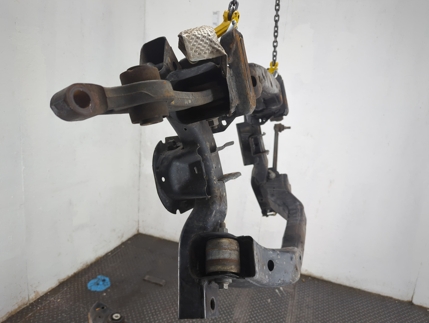 Балка подмоторная