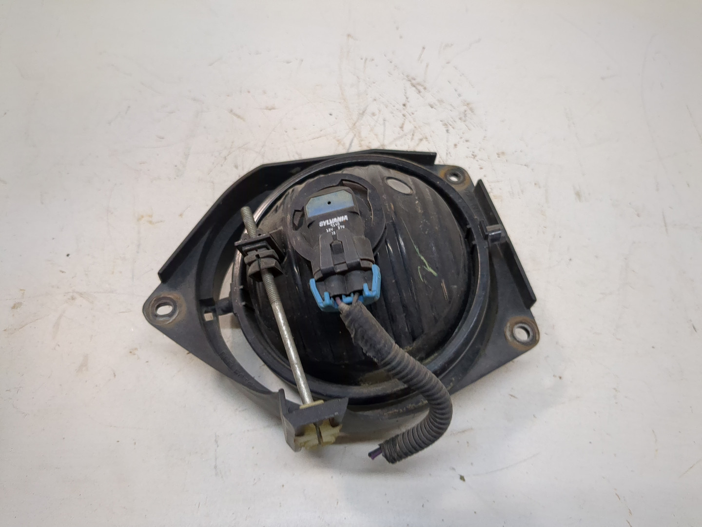 Фара противотуманная правая