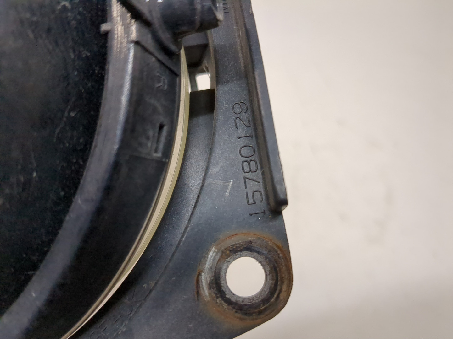 Фара противотуманная правая