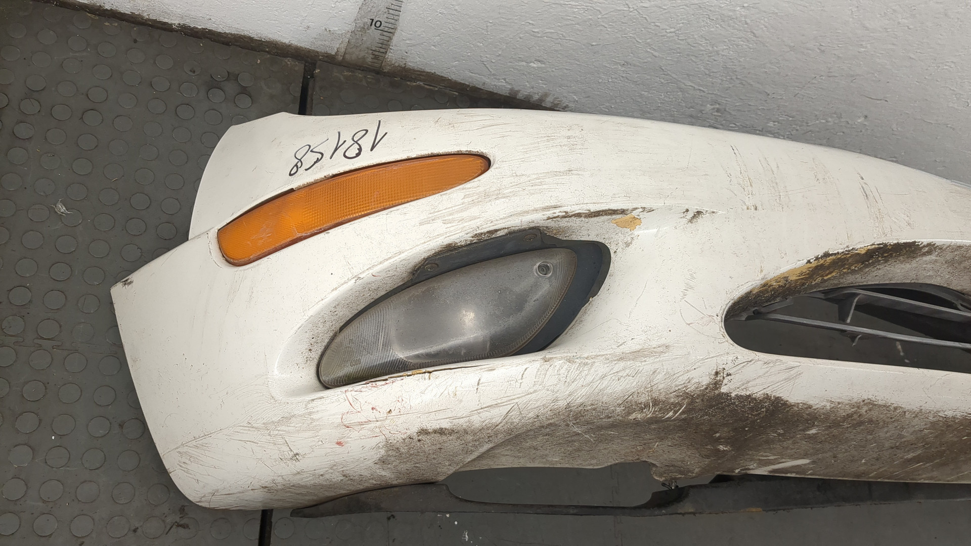 Бампер передний