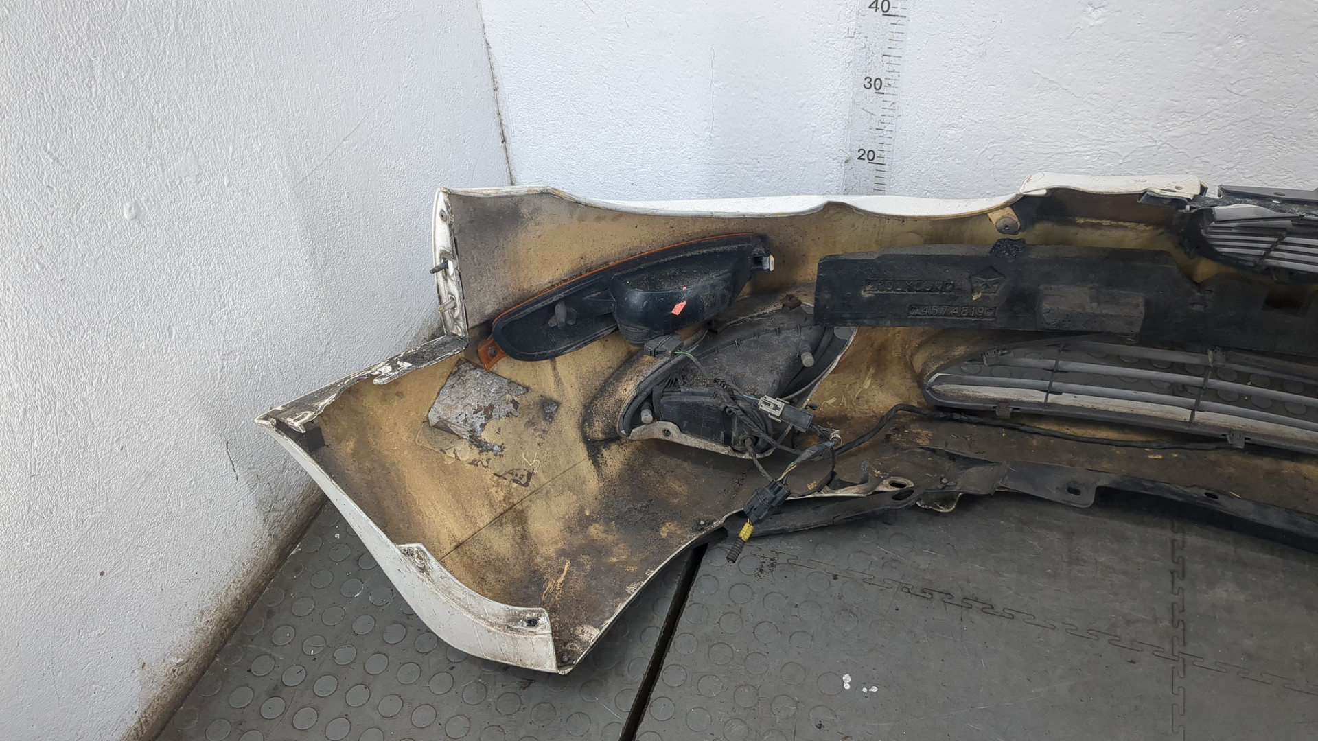 Бампер передний