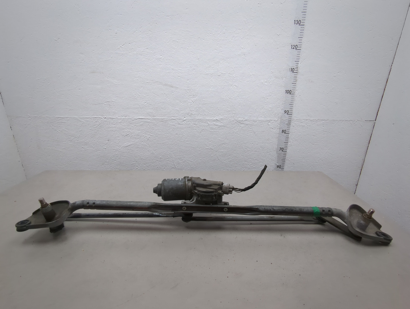 Трапеция стеклоочистителей