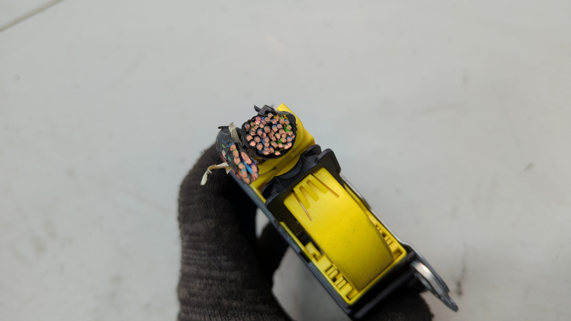 Блок управления подушек безопасности (AIR BAG)