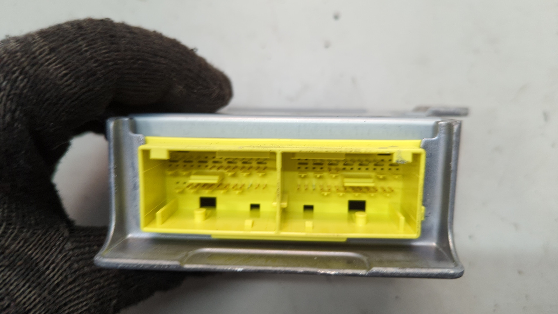 Блок управления подушек безопасности (AIR BAG)