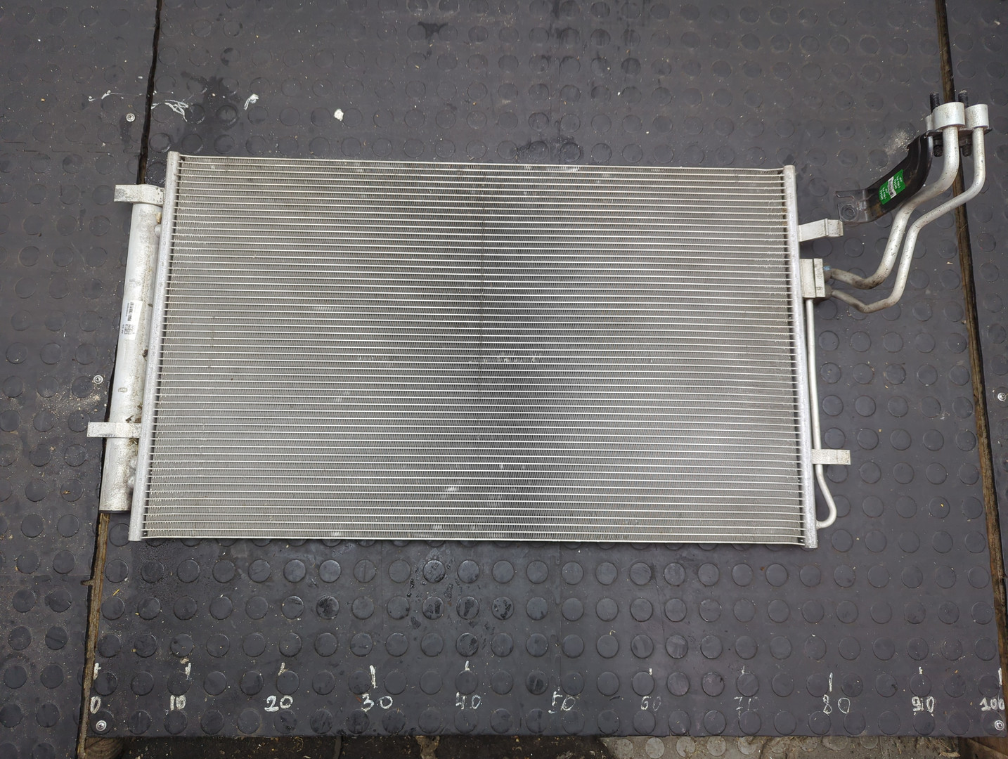 Радиатор кондиционера / конденсер