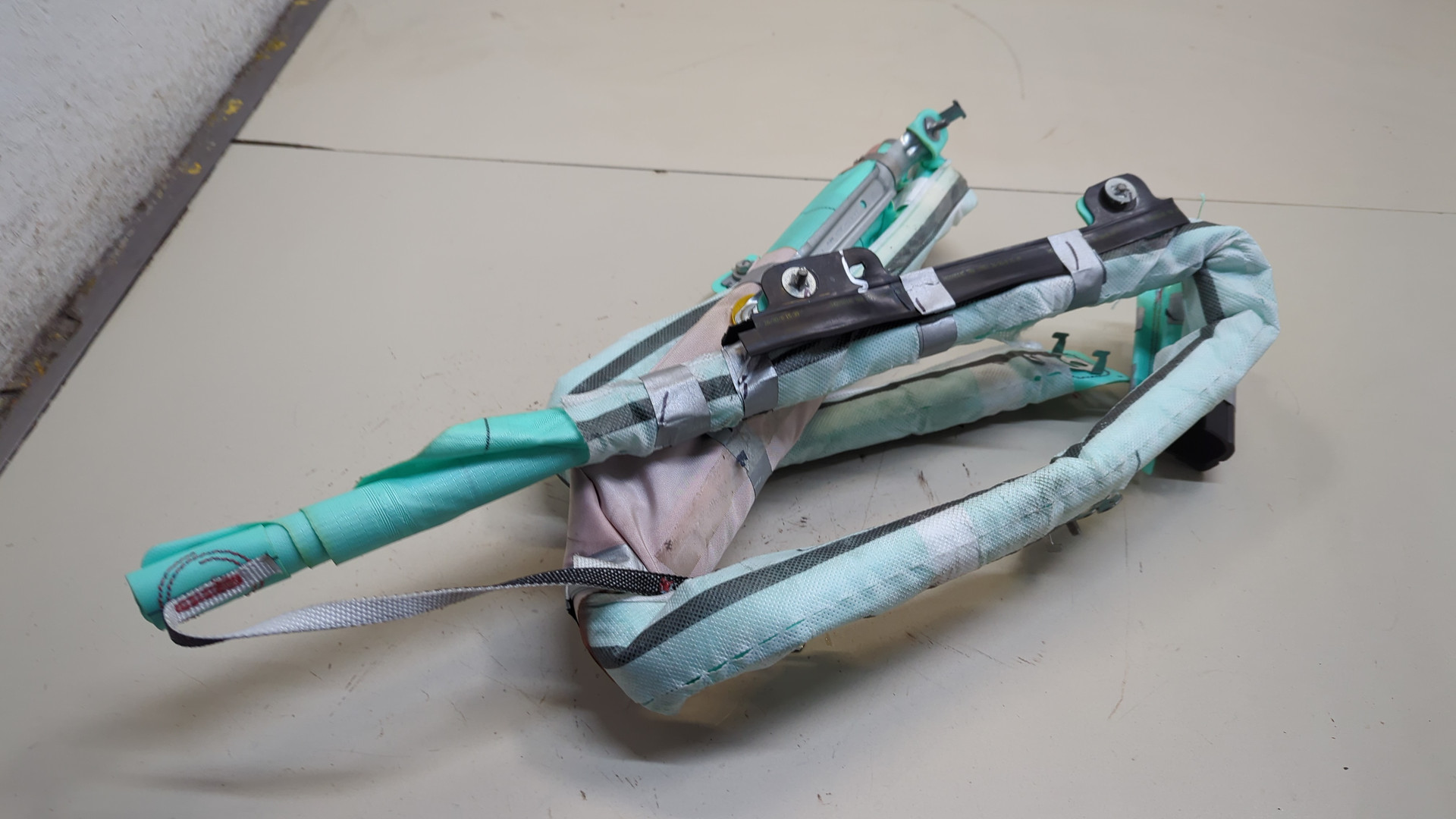 Подушка безопасности боковая (шторка)