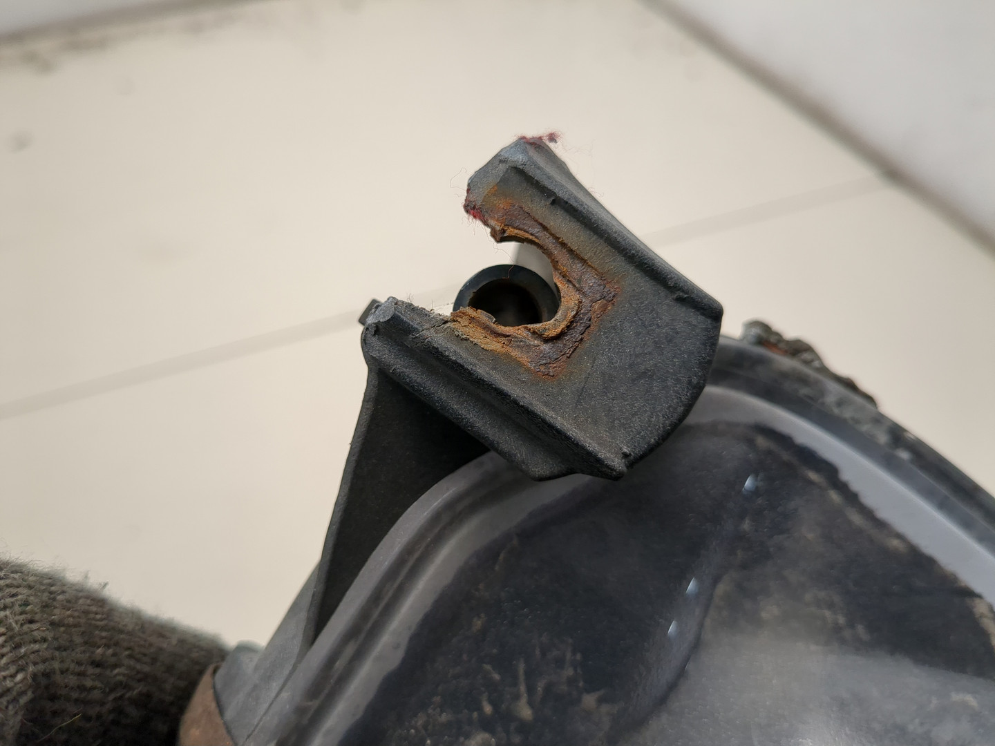 Фара правая