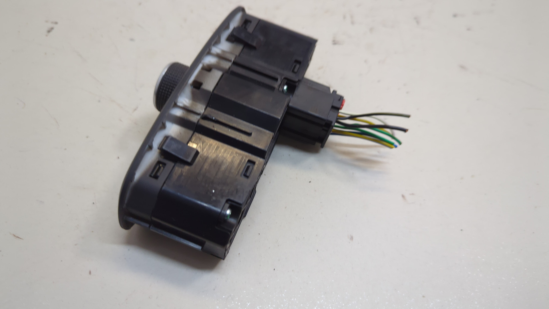 Переключатель света фар