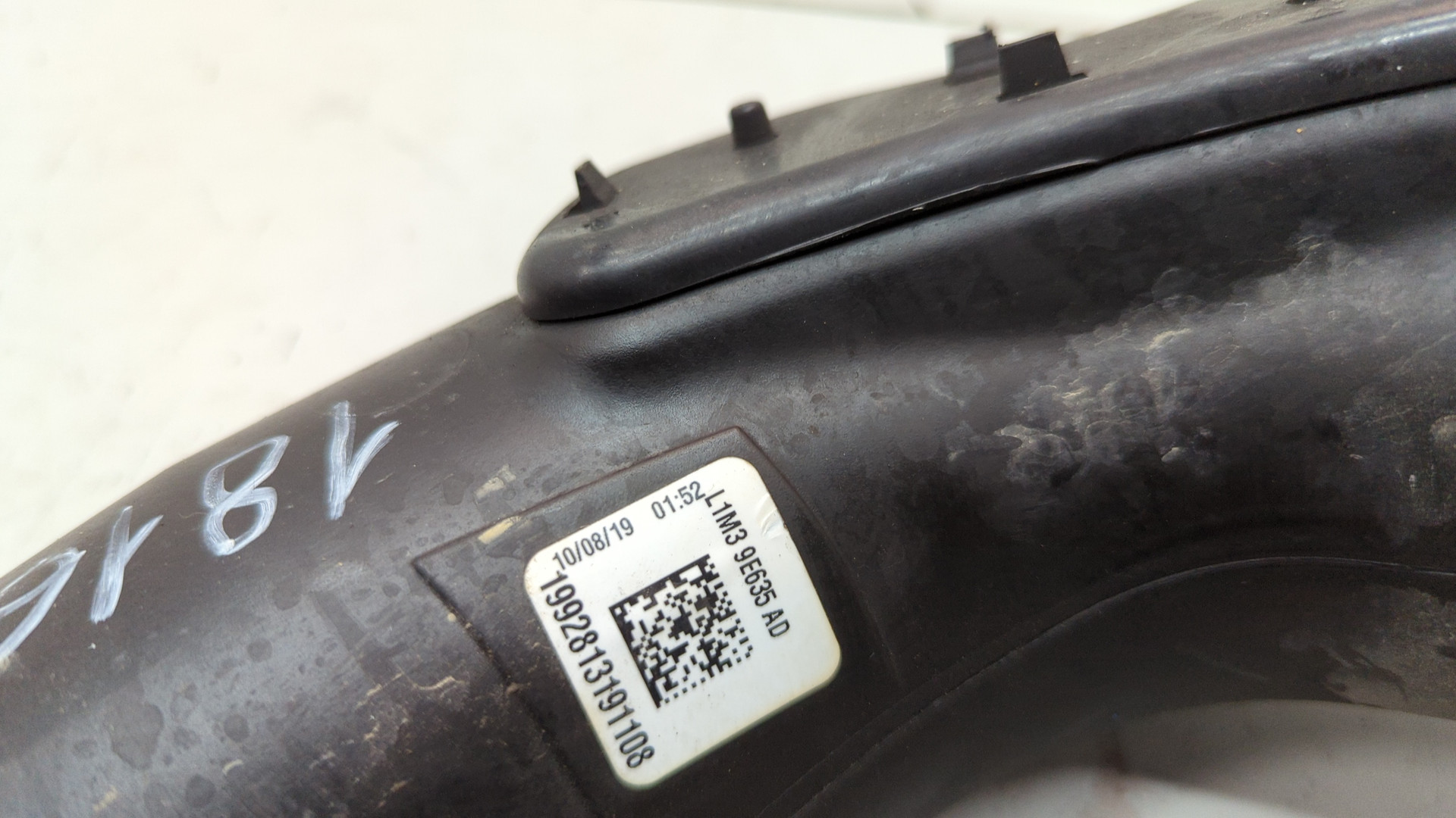 Патрубок воздушного фильтра