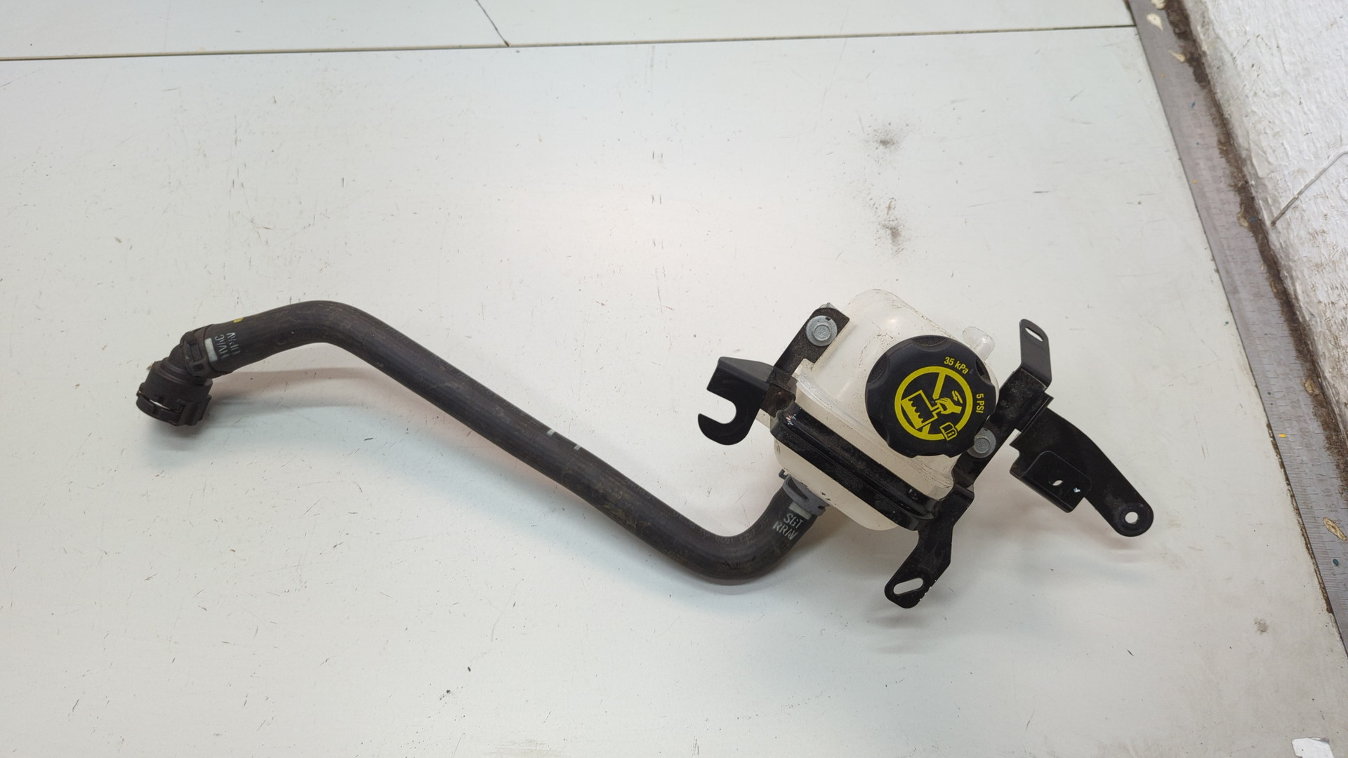 Бачок расширительный