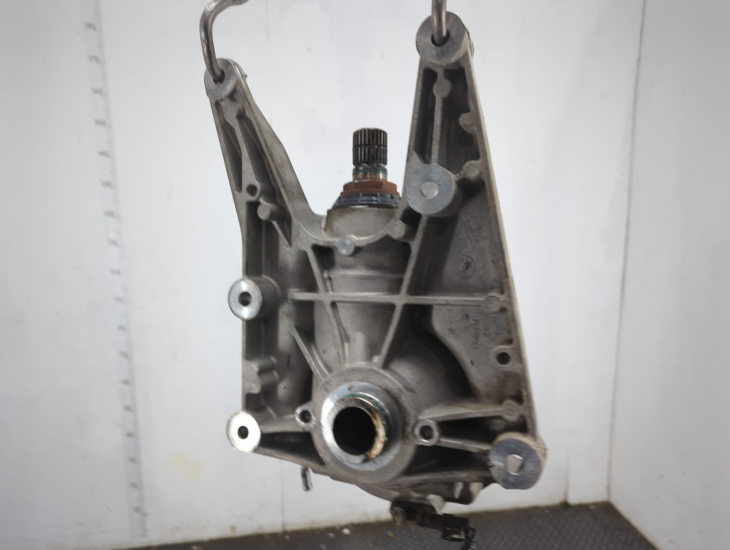 Редуктор переднего моста