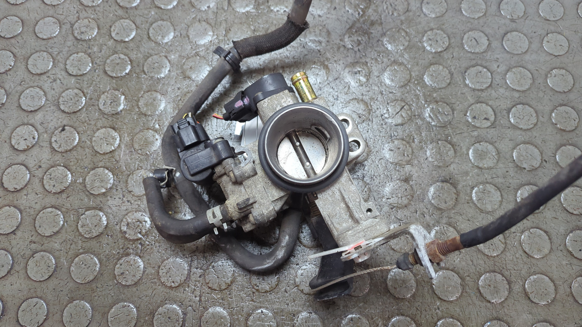 Заслонка дроссельная электрическая