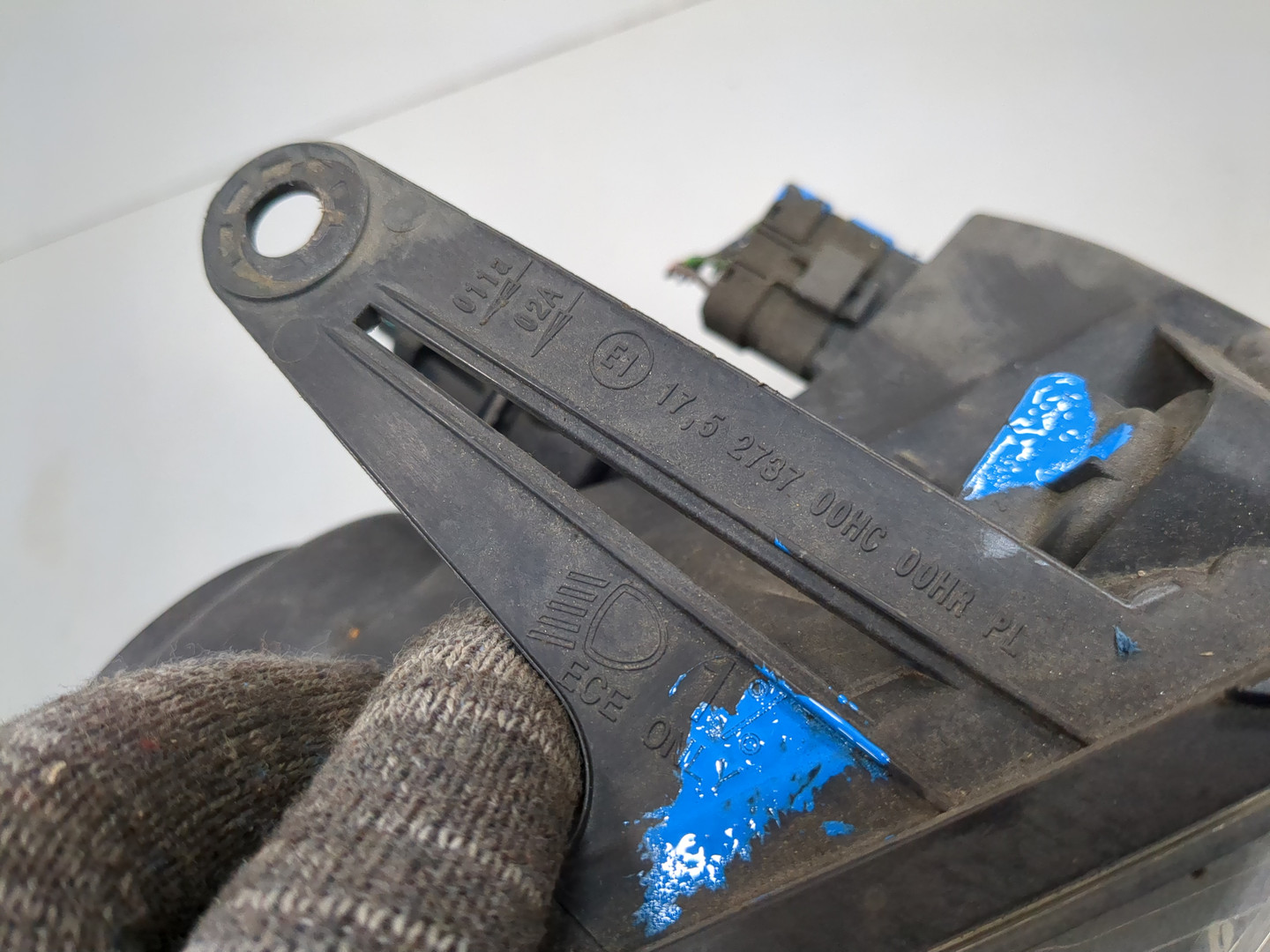 Фара правая