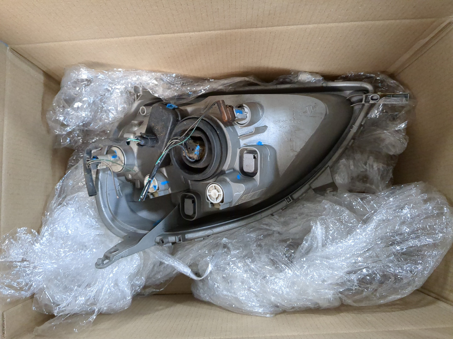 Фара правая