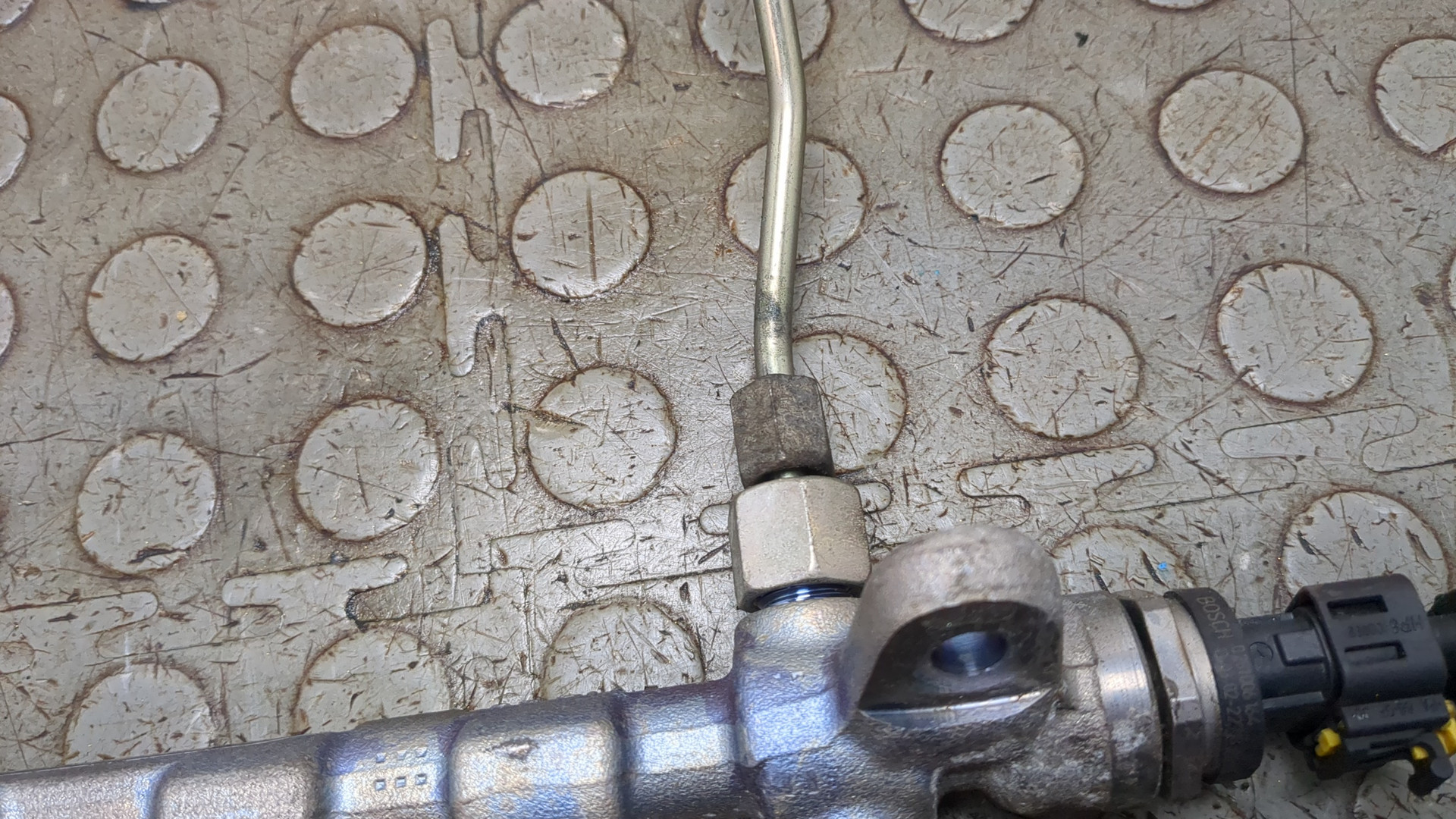 Рейка топливная (рампа)