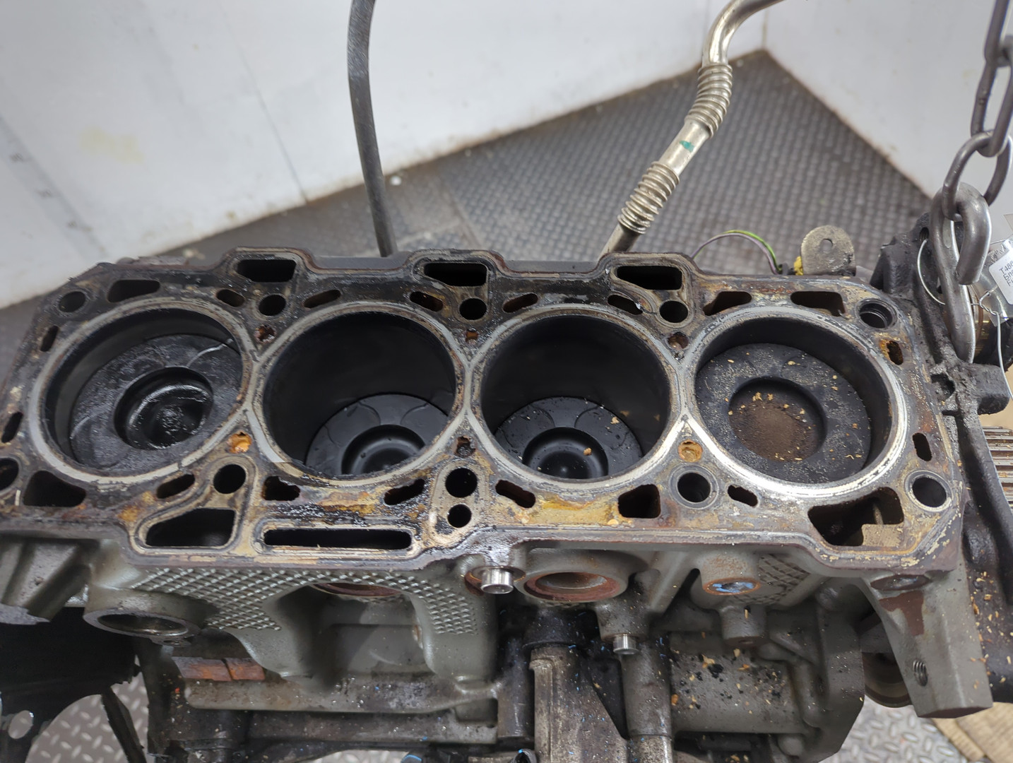 Блок двигателя