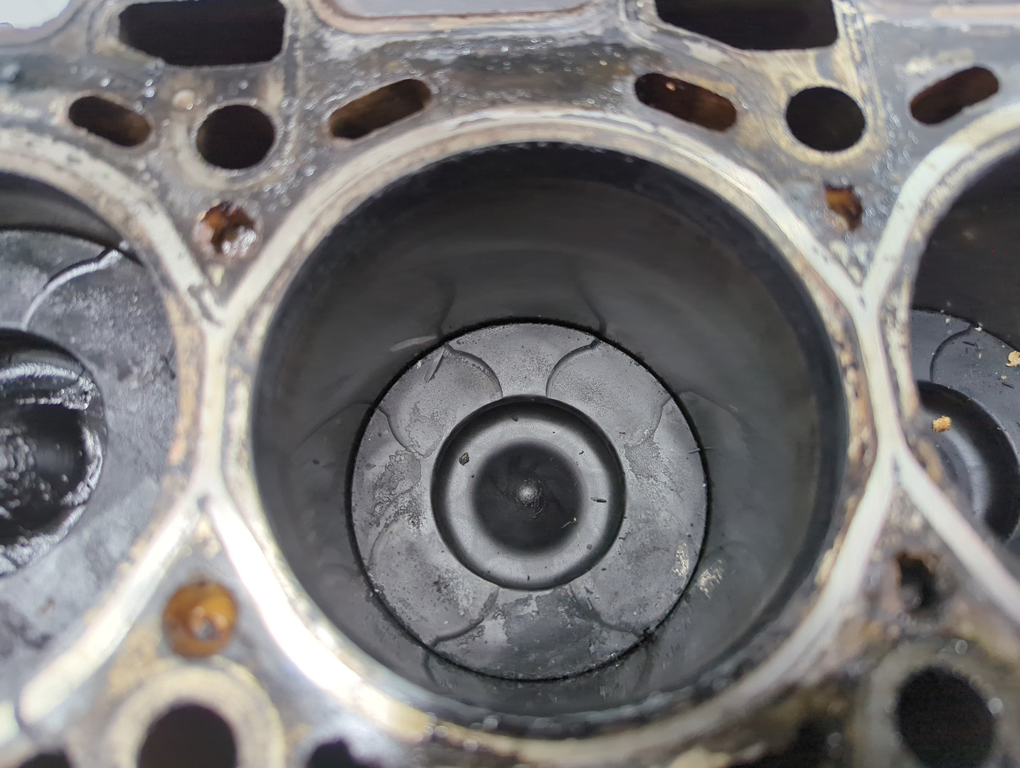 Блок двигателя