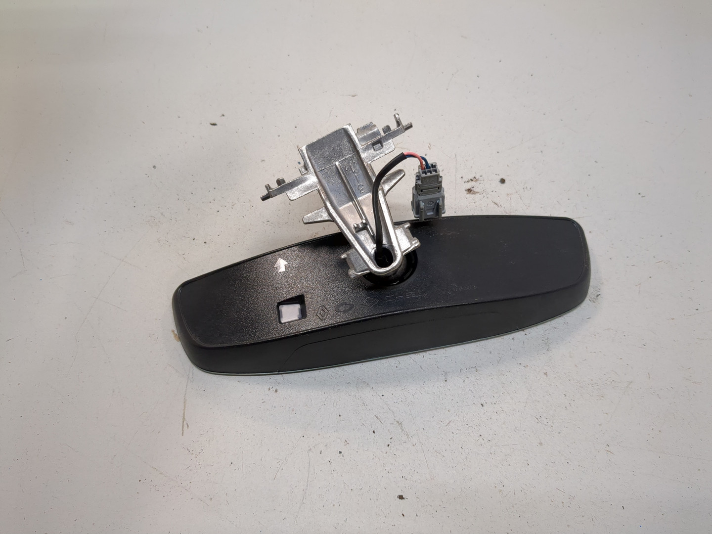 Зеркало заднего вида