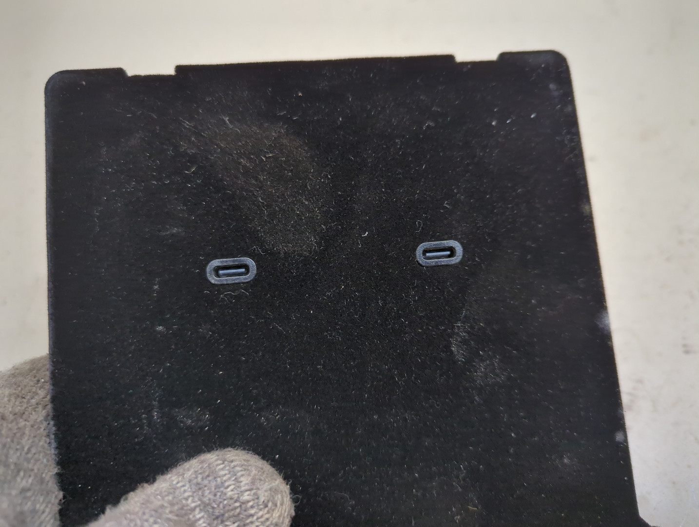 Гнездо AUX / USB IN