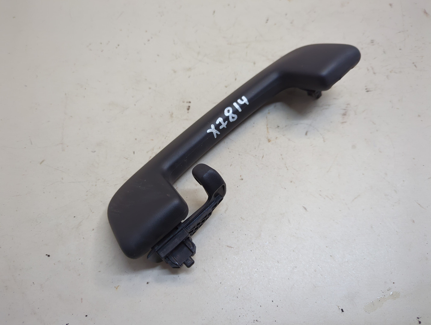 Ручка внутренняя потолочная