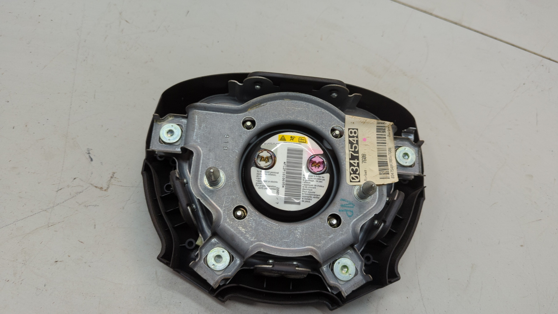 Подушка безопасности в рулевое колесо