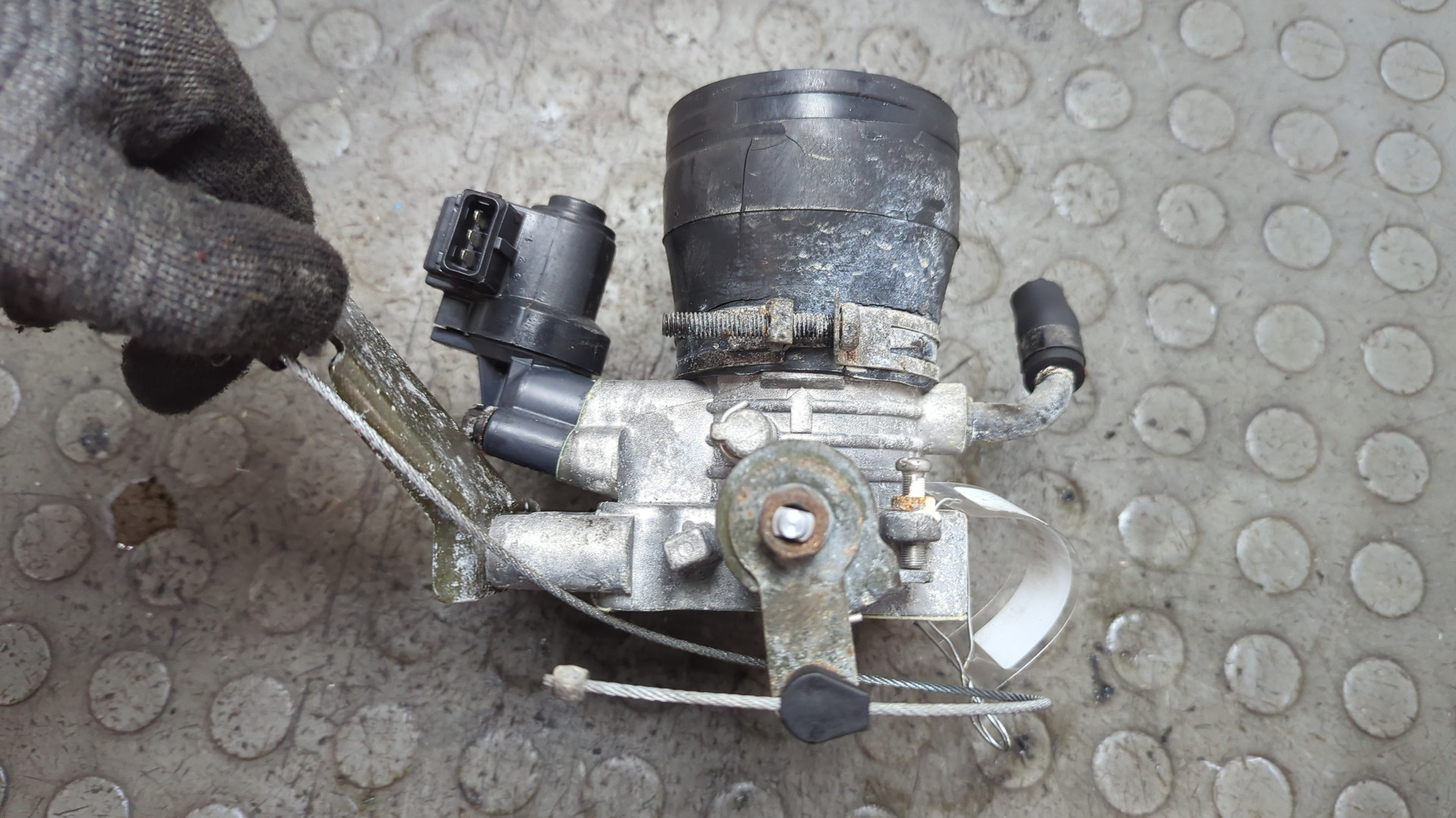 Заслонка дроссельная электрическая