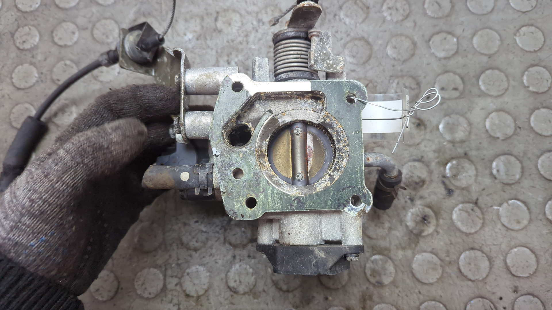 Заслонка дроссельная электрическая