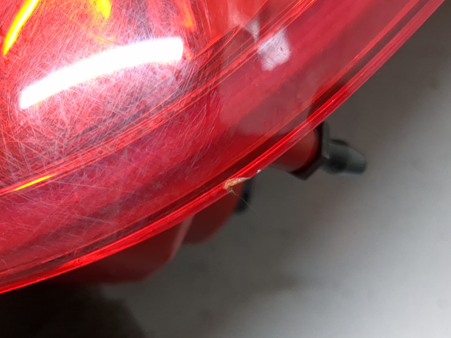 Фонарь задний правый